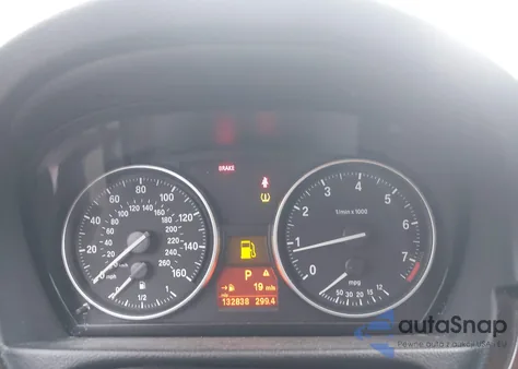 2011 BMW 328I xDrive z USA, uszkodzony, nr VIN WBAPK5C59BA658035